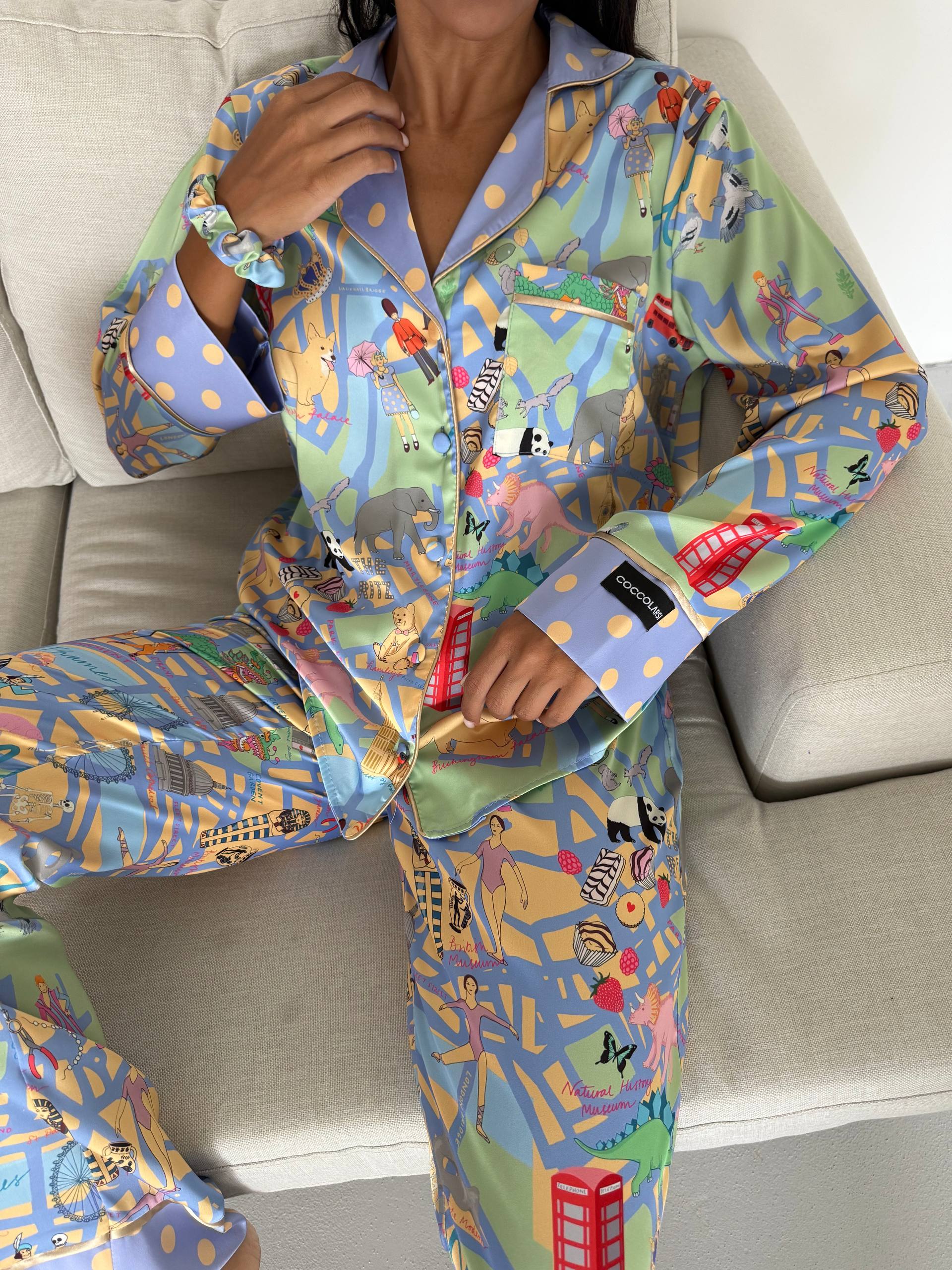 Ženska pidžama od armani satena-dezen "London" - Slika 5