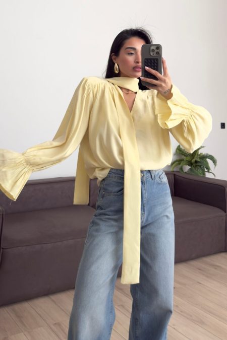 Elegantna bluza sa ešarpom i naramenicama-žuta